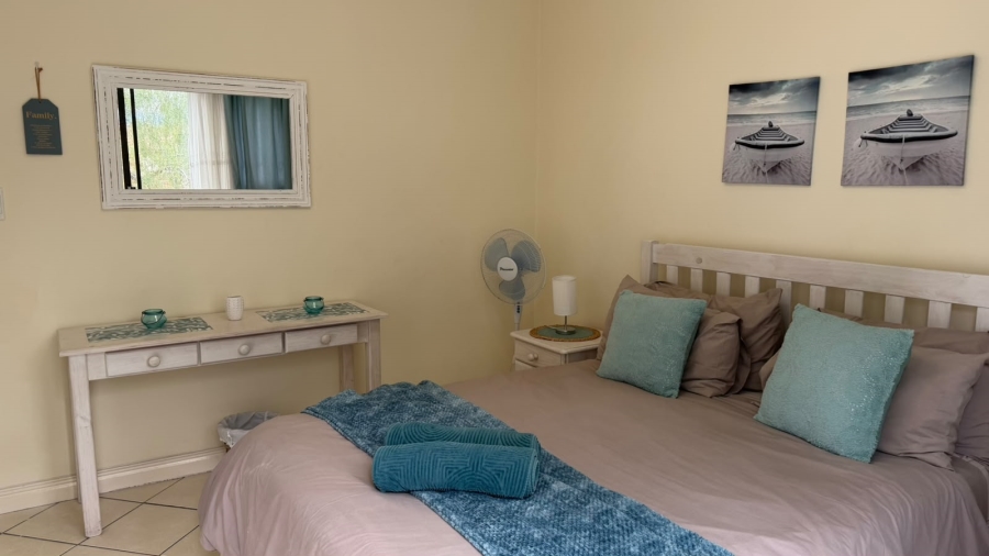 2 Bedroom Property for Sale in Hartenbos Central Western Cape